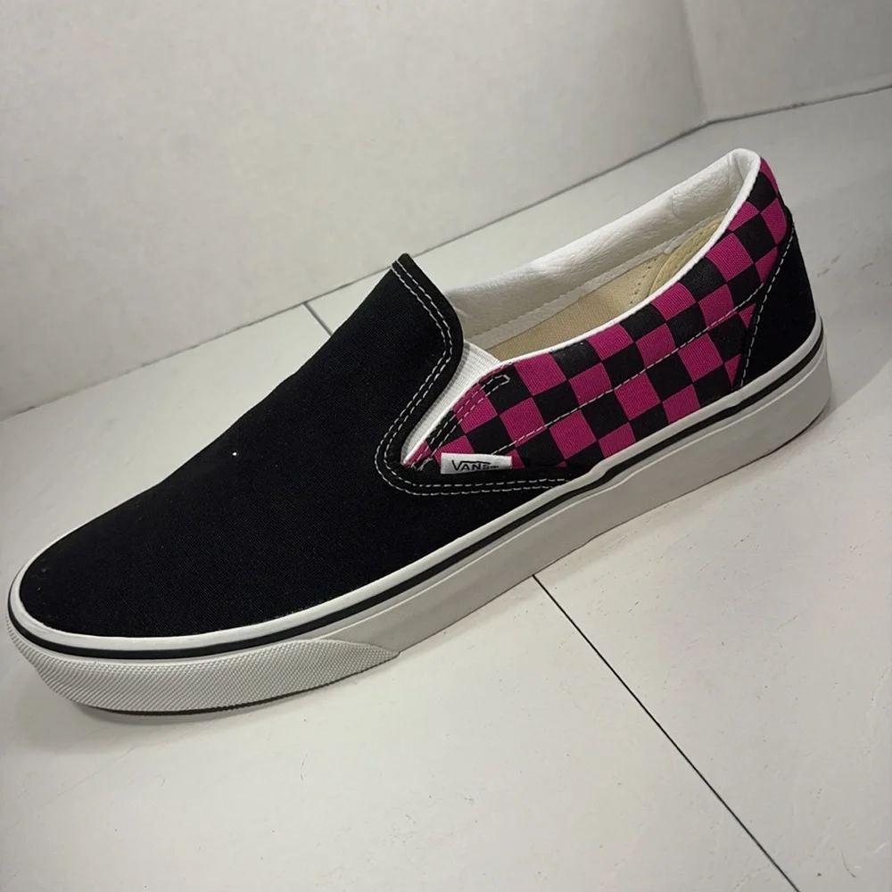 NWT Vans Classic Checkerboard Slip-Ons in Raspberry and Black Men’s 10 - Picture 2 of 10
